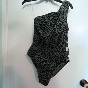 Jones New York NWT Leopard print Swim Bathing Suit size Medium